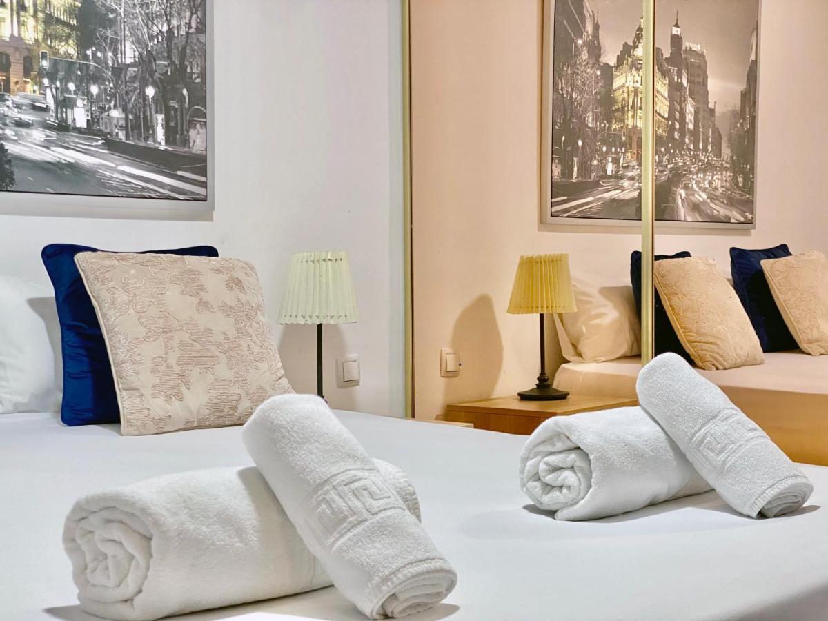 Apartamento Charming Puerta del Sol V Madrid Exterior foto