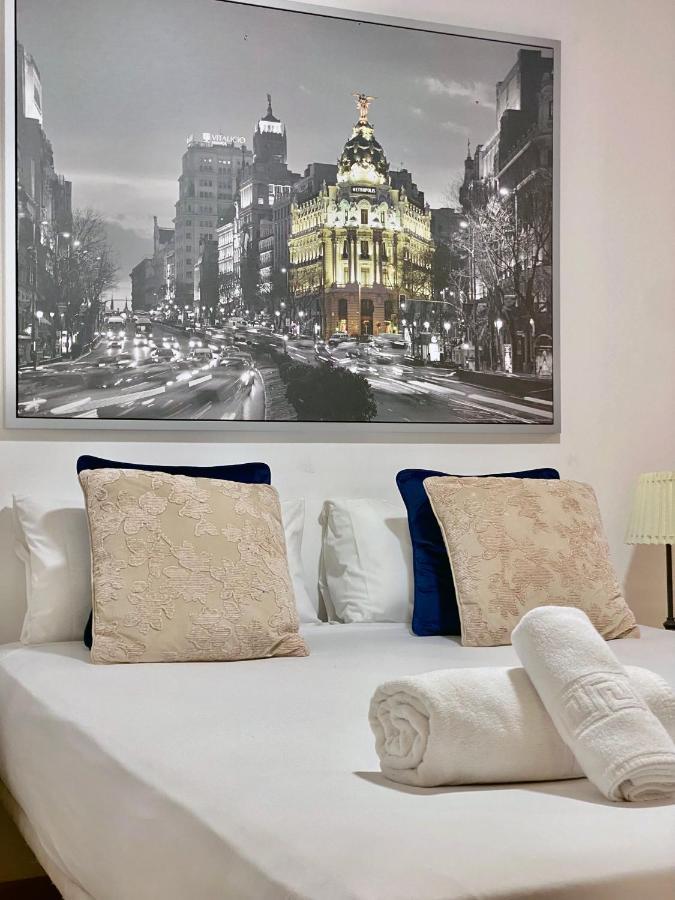 Apartamento Charming Puerta del Sol V Madrid Exterior foto